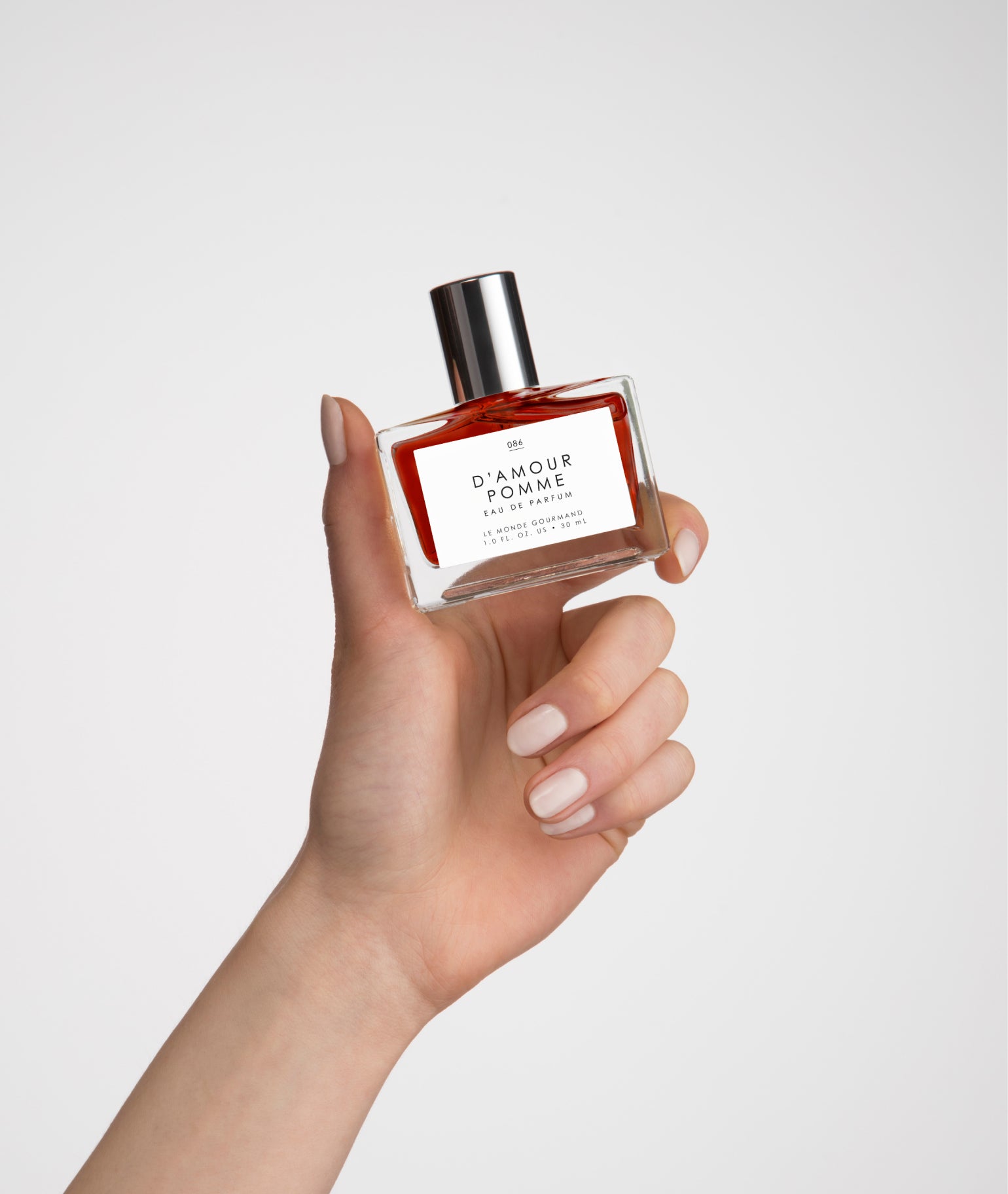 D'Amour Pomme Eau de Parfum | Crisp, Apple, Autumn Perfume – Le